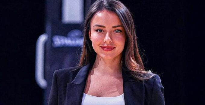 Jelena Todorovic basketbol tarihine geçti!