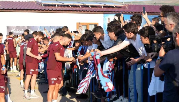 Trabzonspor Taraftar Buluşmasında İzdiham