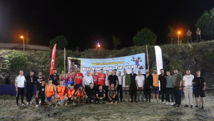 Of’ta Mattia Ahmet Minguzzi Anısına Plaj Voleybolu Turnuvası Düzenlendi