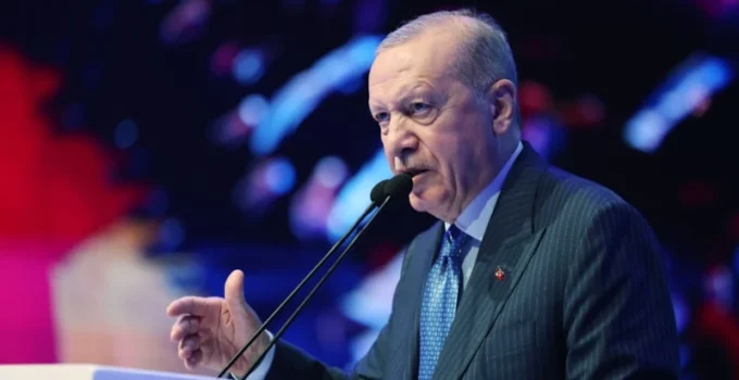 Cumhurbaşkanı Erdoğan’dan Fırat Kalkanı Harekatı’nın 10. yıl dönümü mesajı